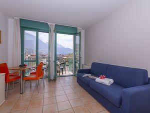 23706038-Appartement-2-Porlezza-300x225-2