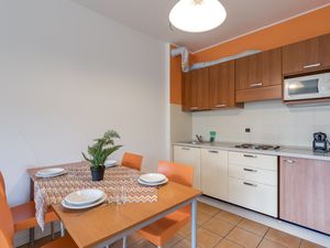 23706043-Appartement-4-Porlezza-300x225-5