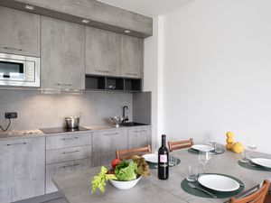 23706048-Appartement-4-Porlezza-300x225-5