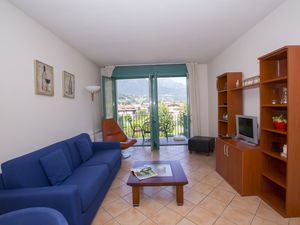 23706051-Appartement-4-Porlezza-300x225-2