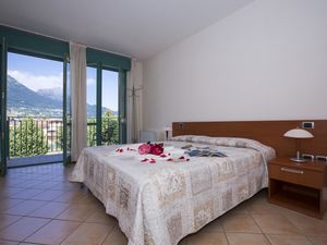 23706051-Appartement-4-Porlezza-300x225-5