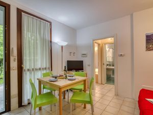 23706060-Appartement-4-Porlezza-300x225-1