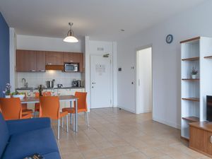 23706057-Appartement-4-Porlezza-300x225-3