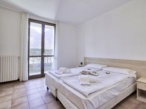 23706066-Appartement-4-Porlezza-300x225-2