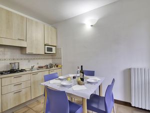 23706066-Appartement-4-Porlezza-300x225-4