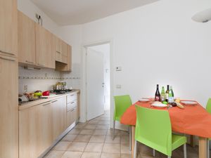 23706075-Appartement-4-Porlezza-300x225-2