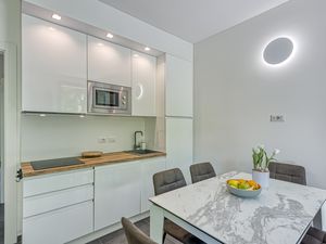 23706073-Appartement-4-Porlezza-300x225-3