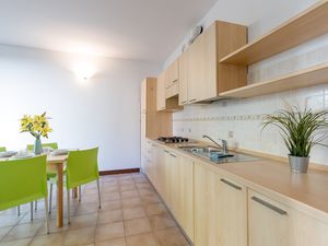 23706072-Appartement-2-Porlezza-300x225-2