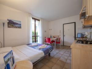 23706078-Appartement-4-Porlezza-300x225-3