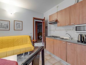 23706115-Appartement-4-Porlezza-300x225-1