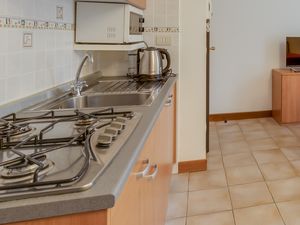 23706115-Appartement-4-Porlezza-300x225-3