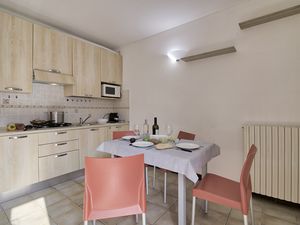 23706119-Appartement-4-Porlezza-300x225-1