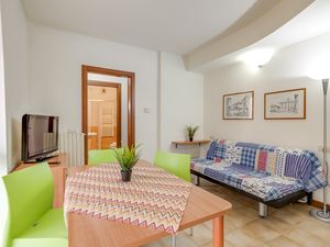 23706113-Appartement-4-Porlezza-300x225-3