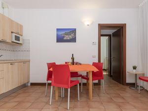 23706121-Appartement-4-Porlezza-300x225-4