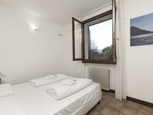 23706127-Appartement-4-Porlezza-300x225-4