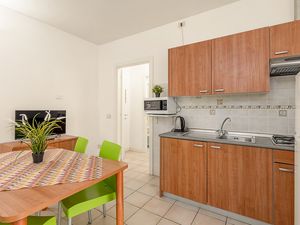 23706132-Appartement-4-Porlezza-300x225-2