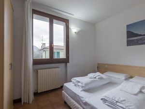 23706128-Appartement-4-Porlezza-300x225-4