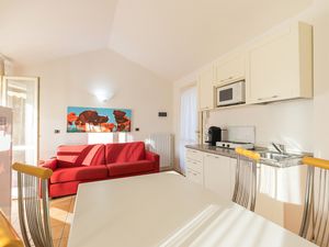 23706138-Appartement-4-Porlezza-300x225-3