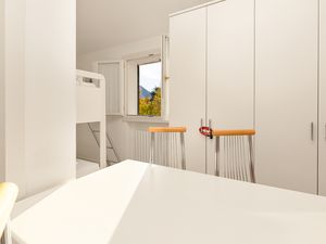 23706138-Appartement-4-Porlezza-300x225-4