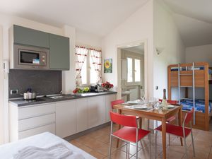 23706140-Appartement-4-Porlezza-300x225-4