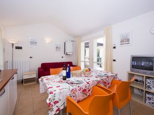 23706157-Appartement-4-Porlezza-300x225-3