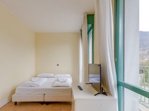 23706160-Appartement-3-Porlezza-300x225-3