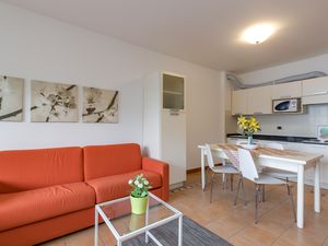 23706159-Appartement-5-Porlezza-300x225-3