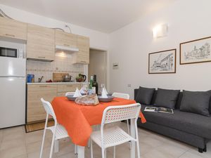 23706979-Appartement-4-Porlezza-300x225-3