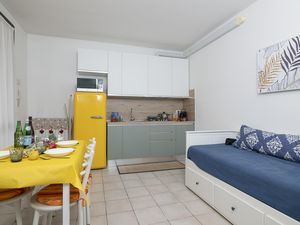 23707053-Appartement-4-Porlezza-300x225-4