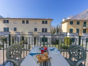 23708751-Appartement-4-Porlezza-300x225-0