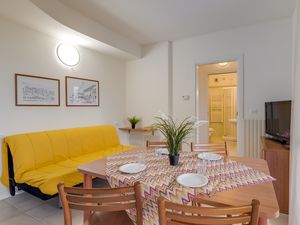 23708754-Appartement-4-Porlezza-300x225-0