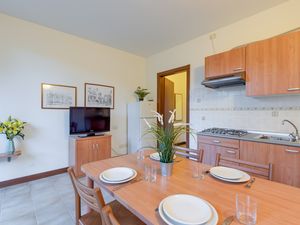 23708756-Appartement-4-Porlezza-300x225-2