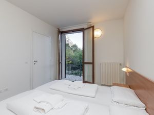 23708763-Appartement-4-Porlezza-300x225-1