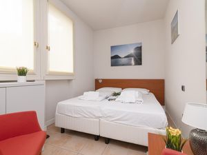 23708766-Appartement-4-Porlezza-300x225-4