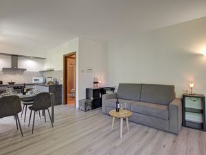 23706146-Appartement-2-Porlezza-300x225-3