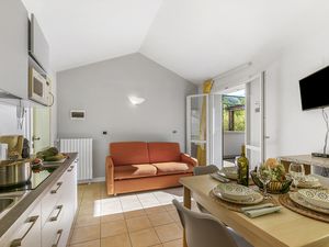 23706139-Appartement-4-Porlezza-300x225-1