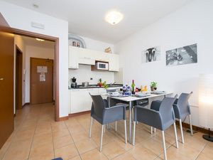 23705968-Appartement-4-Porlezza-300x225-5