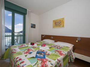 23705969-Appartement-4-Porlezza-300x225-3