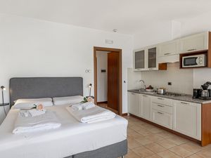 23705974-Appartement-2-Porlezza-300x225-2