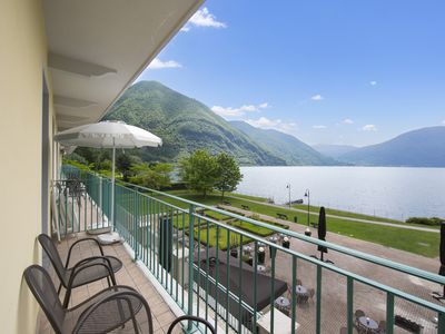 Ausblick auf den See vom Balkon