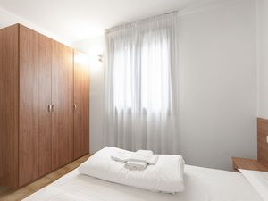 23706070-Appartement-4-Porlezza-300x225-5