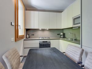 23706082-Appartement-6-Porlezza-300x225-3