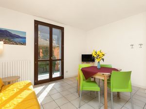 23706094-Appartement-6-Porlezza-300x225-0