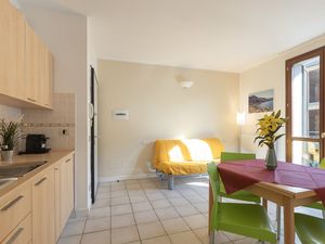 23706094-Appartement-6-Porlezza-300x225-1