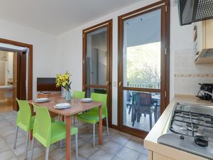 23706099-Appartement-4-Porlezza-300x225-1