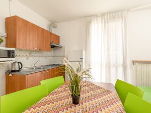 23706132-Appartement-4-Porlezza-300x225-1