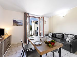 23706093-Appartement-6-Porlezza-300x225-1