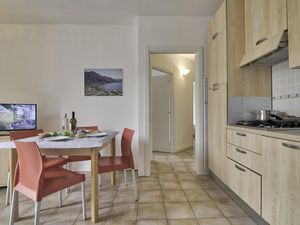 23706108-Appartement-4-Porlezza-300x225-3