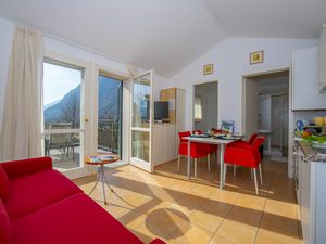 23706150-Appartement-4-Porlezza-300x225-4