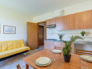 23708761-Appartement-4-Porlezza-300x225-3